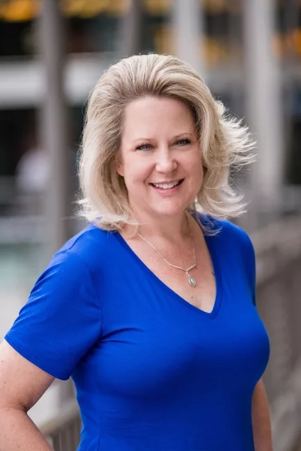 Angela Healy Headshot 2 1 jpg AvenueWest Global