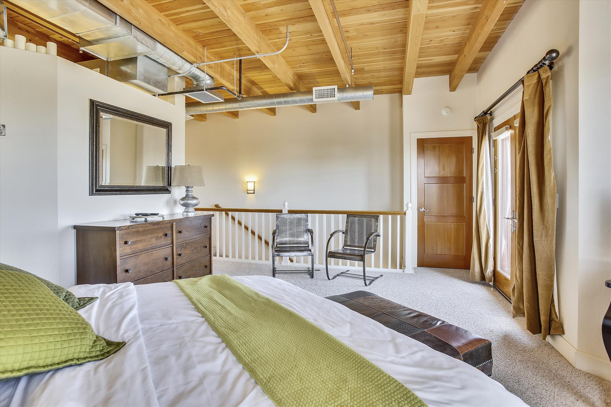 Fort Collins, Colorado, 2 Bedrooms Bedrooms, ,2.5 BathroomsBathrooms,Condo,Furnished,Pine St Unit 108,1045