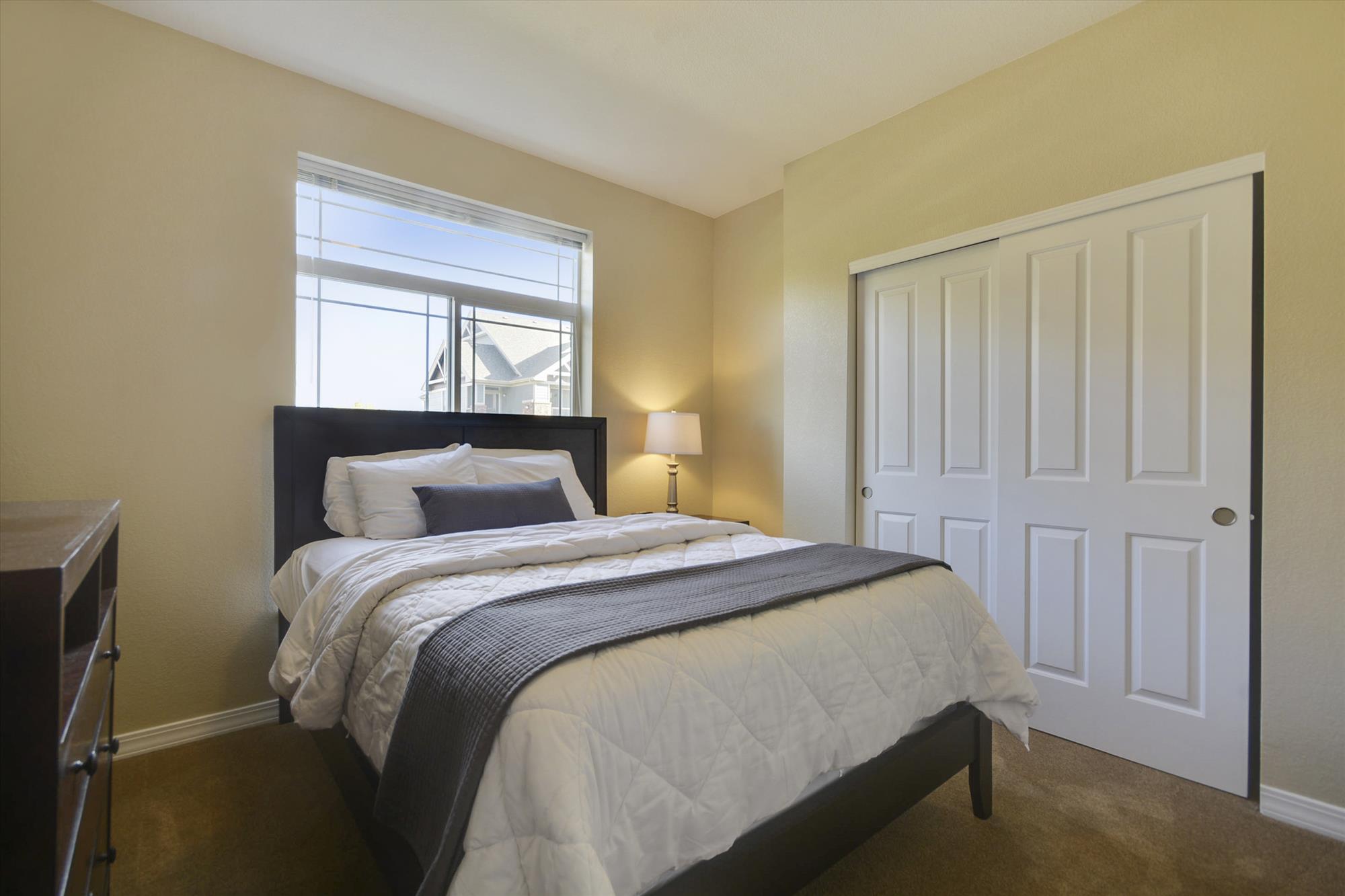Fort Collins, Colorado, 3 Bedrooms Bedrooms, ,2 BathroomsBathrooms,Condo,Furnished,Krisron Rd #A-104,1049