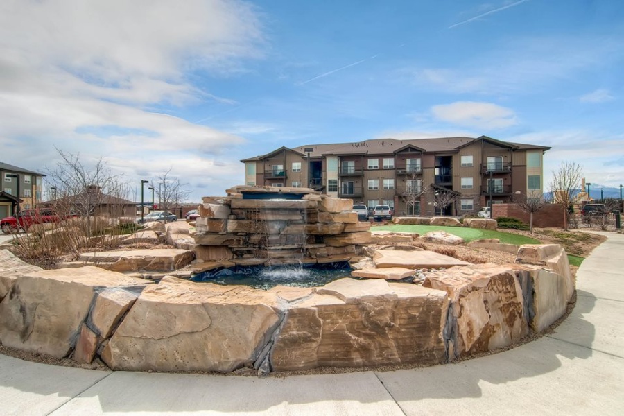 Loveland, Colorado, 3 Bedrooms Bedrooms, ,2 BathroomsBathrooms,Apartment,Furnished, Mountain Lion Dr,1060