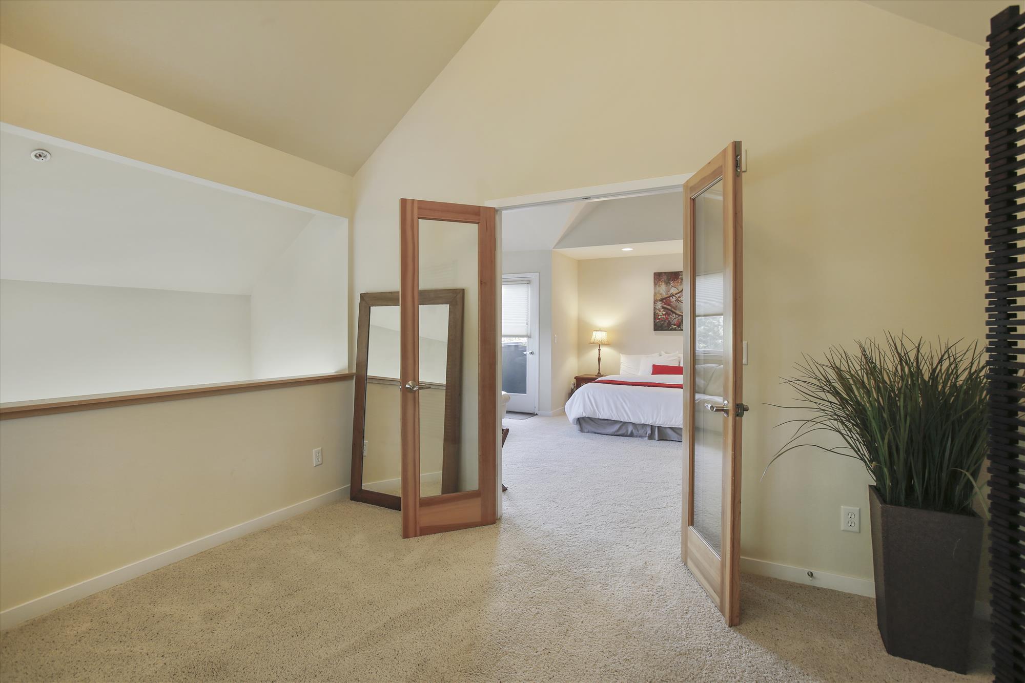 940 Kimbark, Longmont, Colorado, United States 80501, 2 Bedrooms Bedrooms, ,2 BathroomsBathrooms,Condo,Furnished,Kimbark Corner,Kimbark,1061