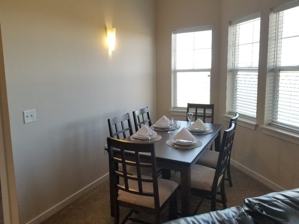 Loveland, Colorado, 3 Bedrooms Bedrooms, ,2 BathroomsBathrooms,Apartment,Furnished,Rocky Mountain Ave #308,1064