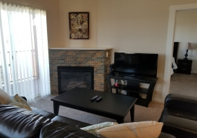 2263 Rocky Mountain Ave #308, Loveland, Colorado 80538, 3 Bedrooms Bedrooms, ,2 BathroomsBathrooms,Apartment,Furnished,Rocky Mountain Ave #308,1064