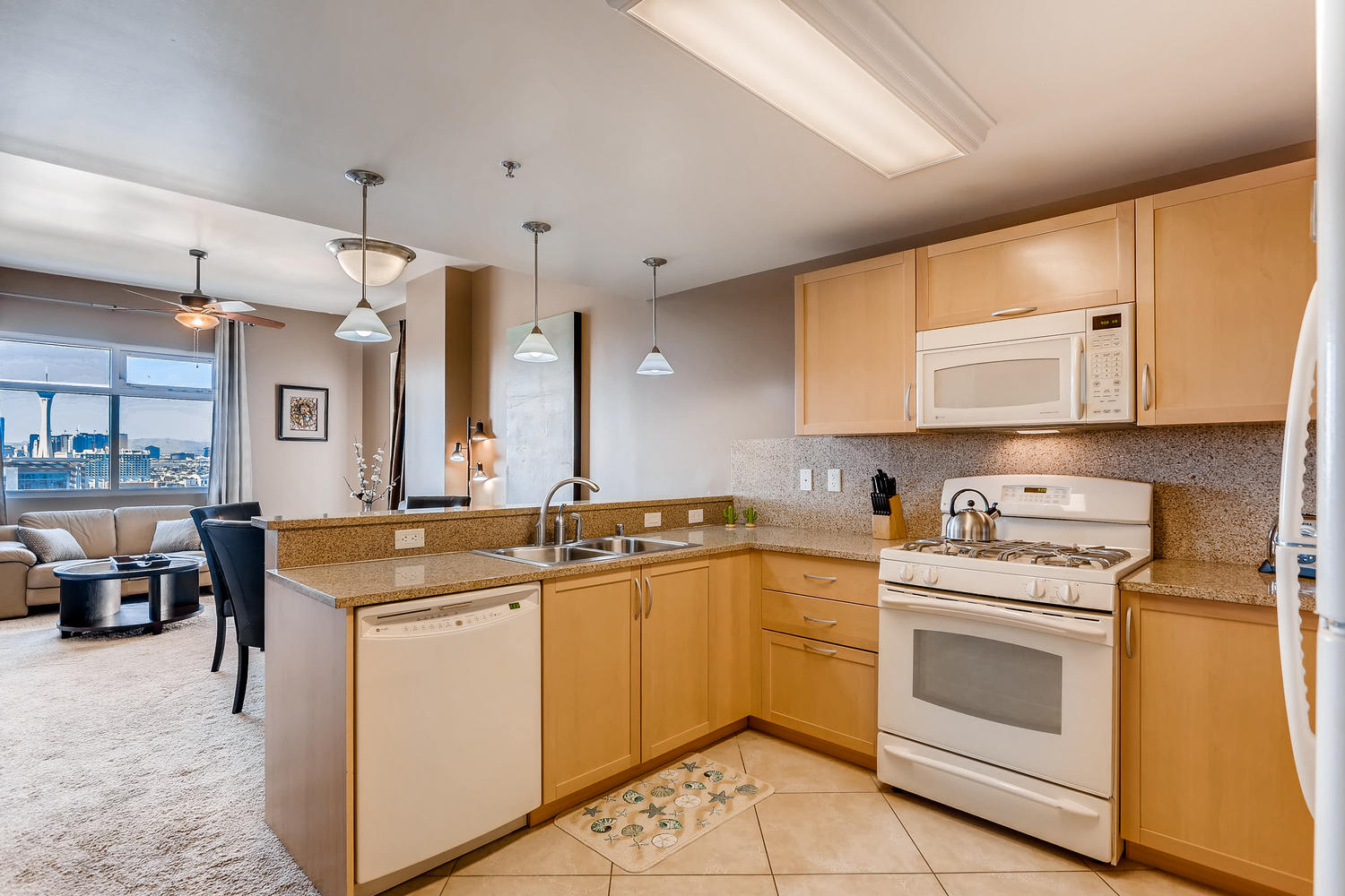 Las Vegas, Nevada, 1 Bedroom Bedrooms, ,1.5 BathroomsBathrooms,Apartment,Furnished,The Ogden,Las Vegas,20,1726