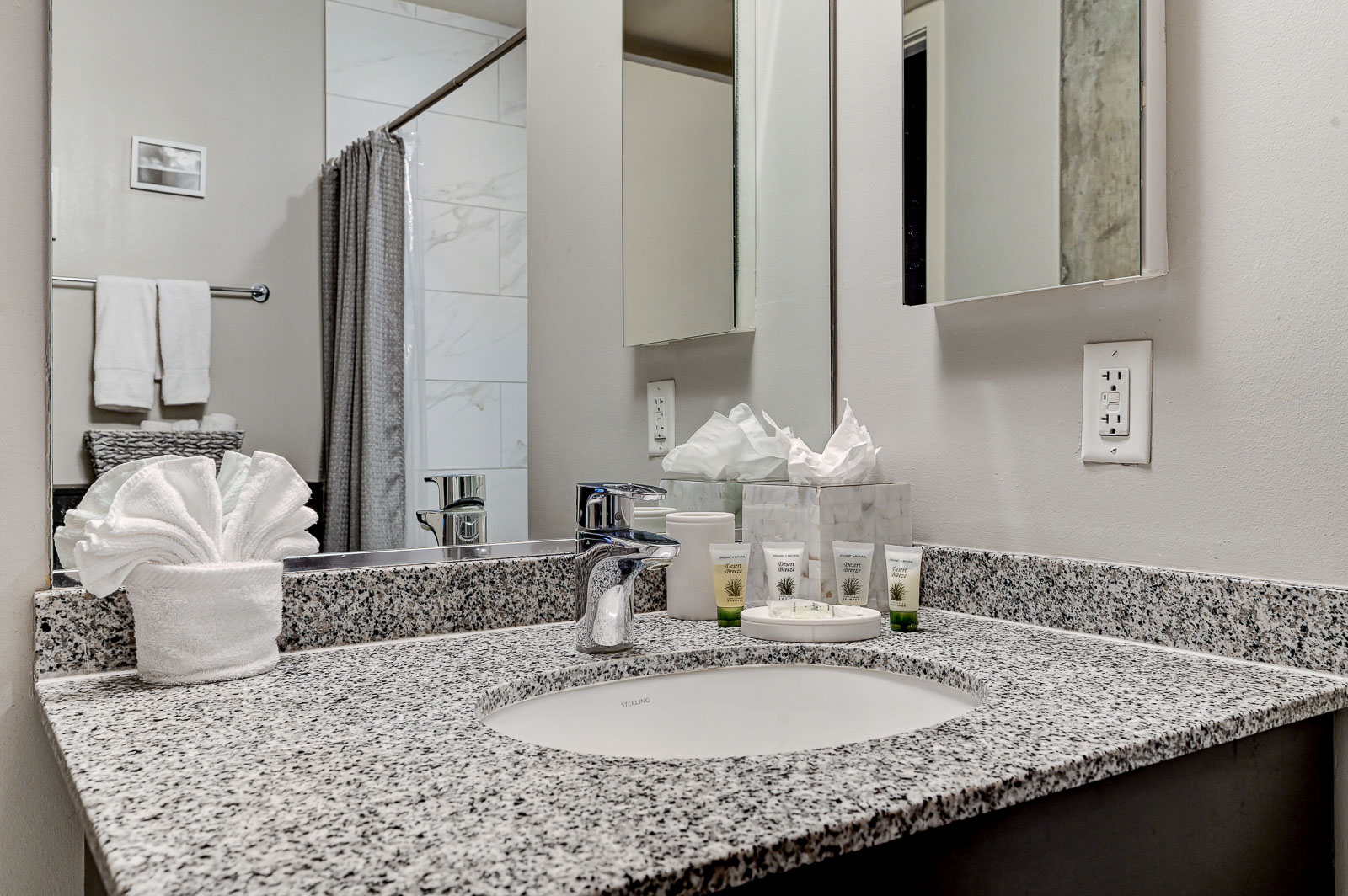 353 E Bonneville Av, #908, 89101, Nevada Las Vegas, 1 Bedroom Bedrooms, ,1 BathroomBathrooms,Condo,Furnished,Juhl,E Bonneville,9,1324