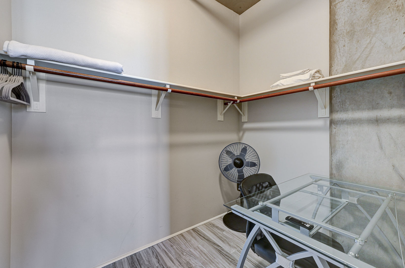 Las Vegas, Nevada, 1 Bedroom Bedrooms, ,1 BathroomBathrooms,Condo,Furnished,Juhl,E Bonneville,6,1737