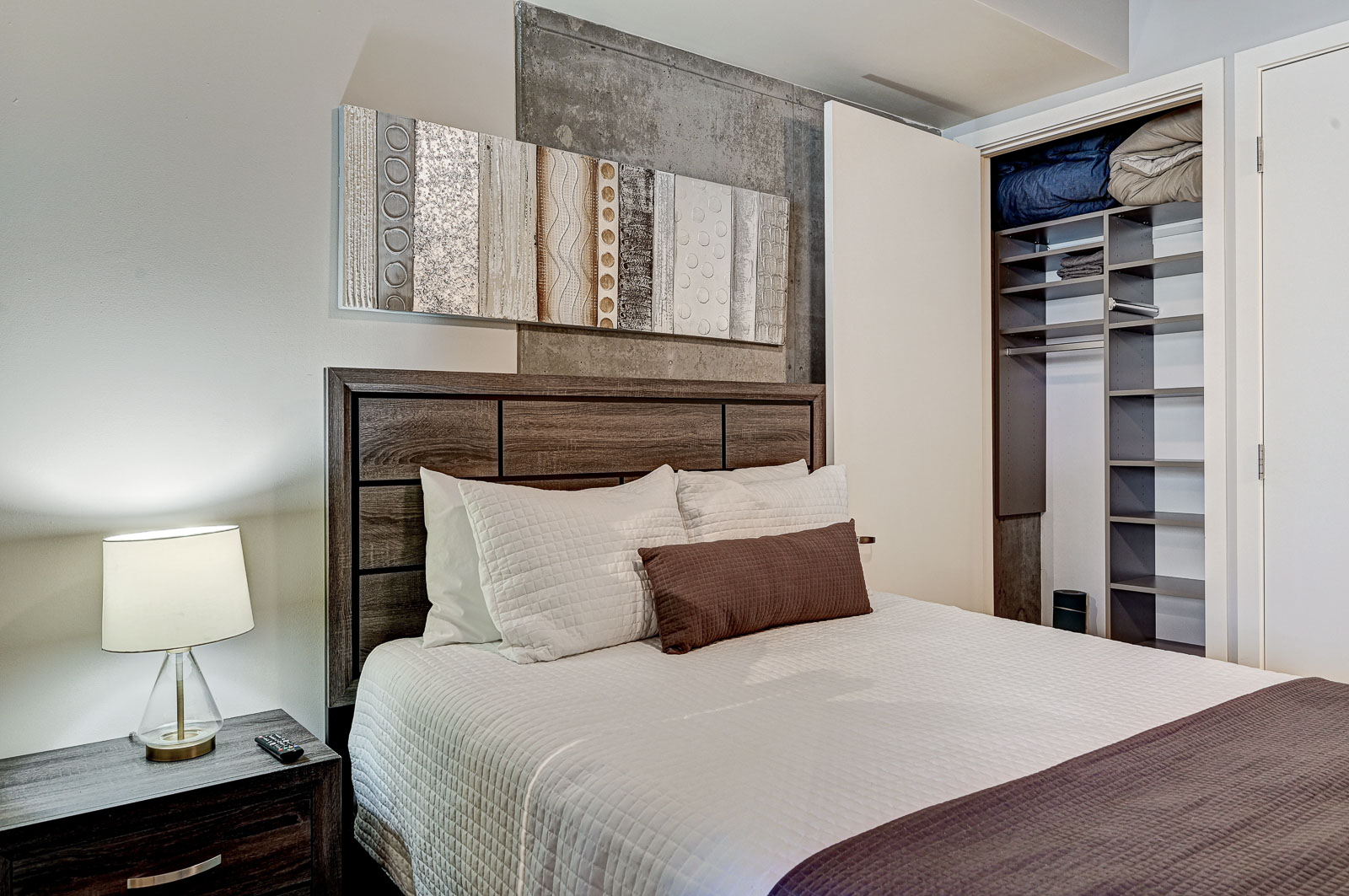 Las Vegas, Nevada, 1 Bedroom Bedrooms, ,1 BathroomBathrooms,Condo,Furnished,Juhl,E Bonneville,6,1742