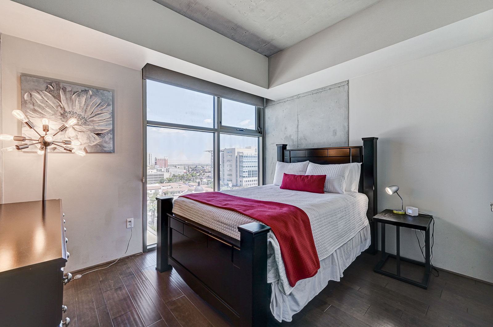Las Vegas, Nevada, 2 Bedrooms Bedrooms, ,2 BathroomsBathrooms,Condo,Furnished,Juhl,E Bonneville,11,1747