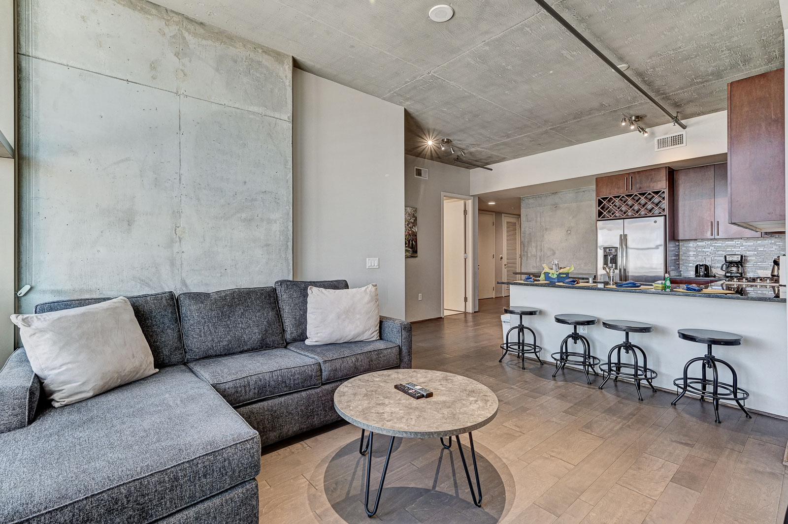 Las Vegas, Nevada, 2 Bedrooms Bedrooms, ,2 BathroomsBathrooms,Condo,Furnished,Juhl,E Bonneville,11,1747