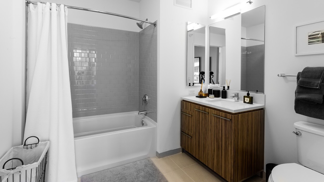 Kohler Bath Features, Under-mount Sink, Sparkling Flexed White Quartz, Glass Tile Backsplashes 