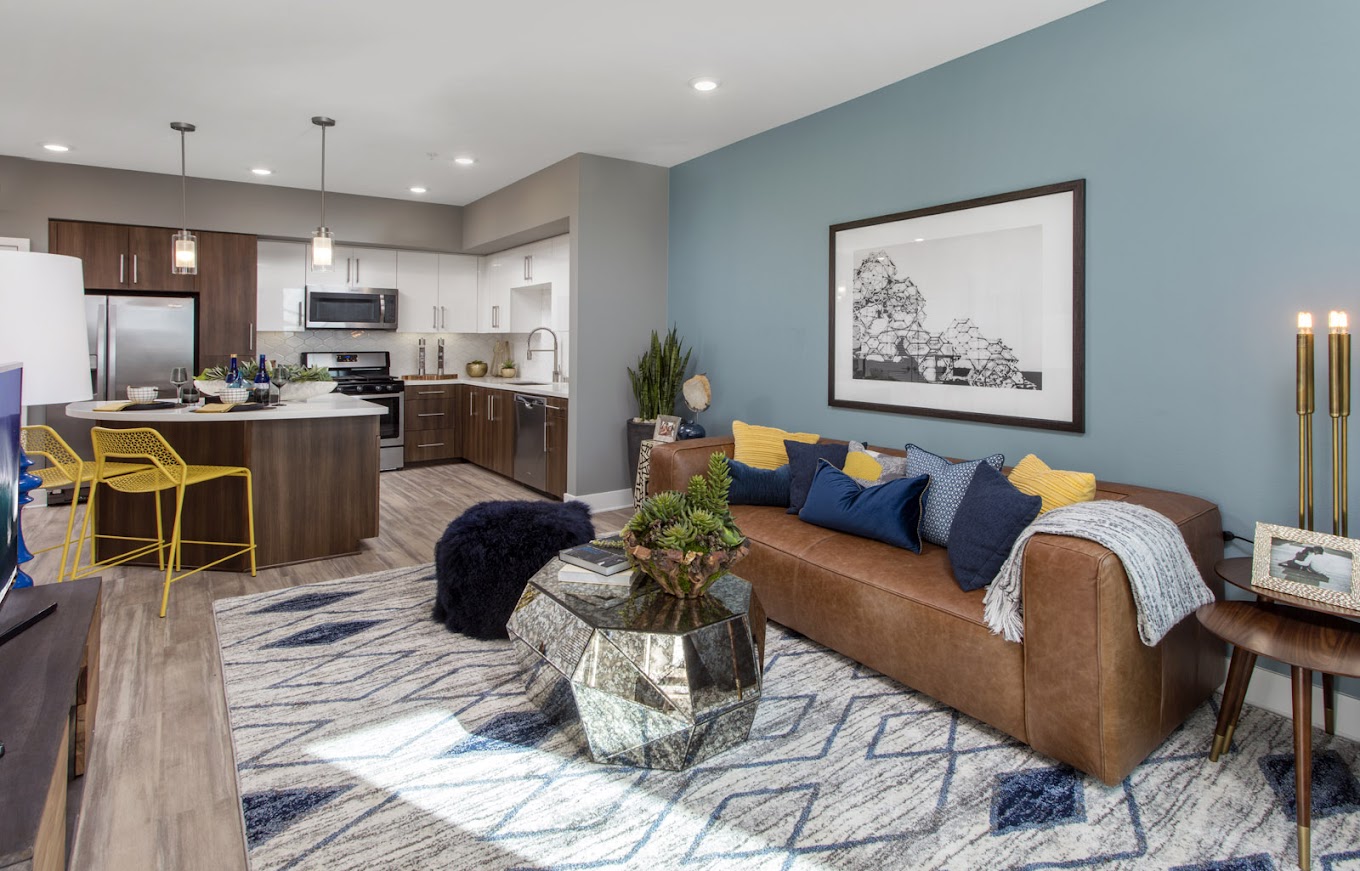  Contemporary wood-look plank flooring, ceiling fans 