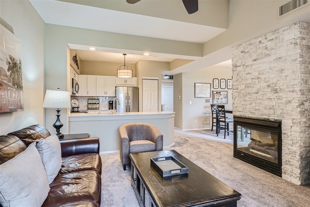 6410 Silver Mesa, Highlands Ranch, Colorado, United States 80130, 3 Bedrooms Bedrooms, ,2.5 BathroomsBathrooms,Townhome,Furnished,Silver Mesa,2378