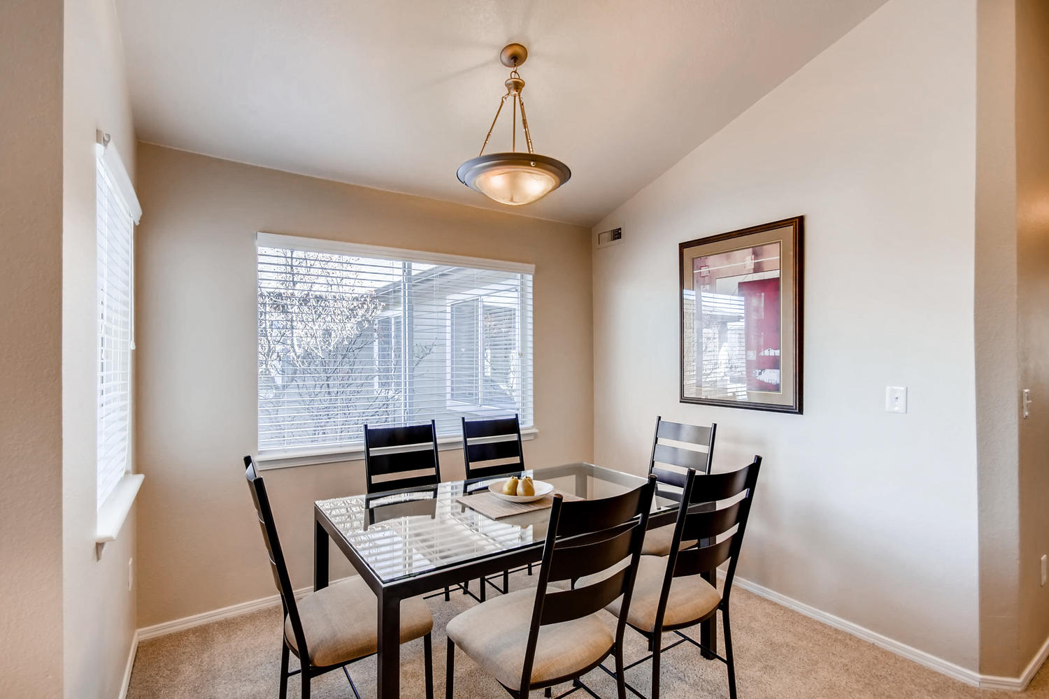 6401 South Boston Street, Greenwood Village, Colorado, United States 80111, 2 Bedrooms Bedrooms, ,2 BathroomsBathrooms,Apartment,Furnished,Bridgwater Apts,South Boston Street,1,2410