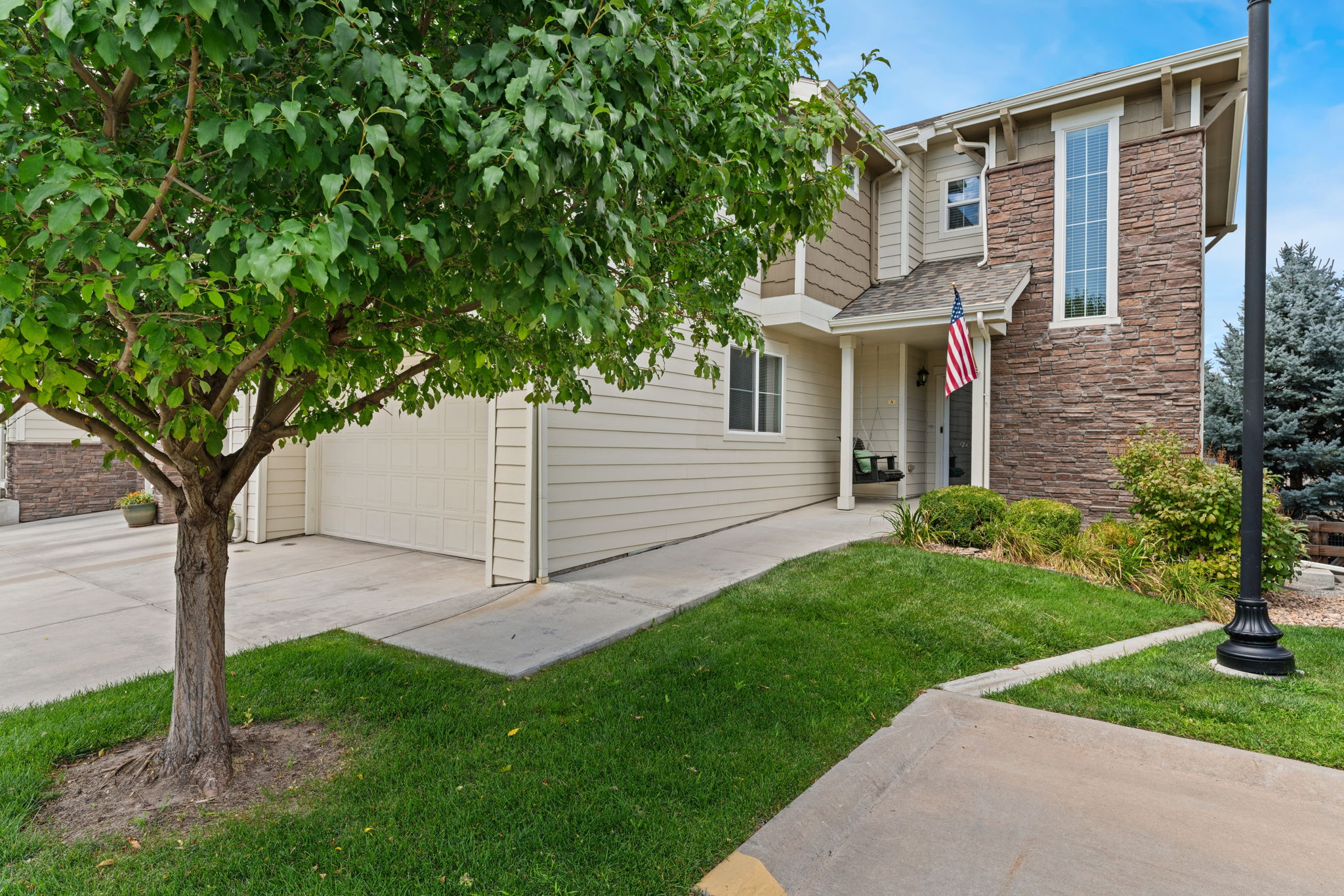 img 1 web or mls 12910 Grant Cir W A 1 AvenueWest Global