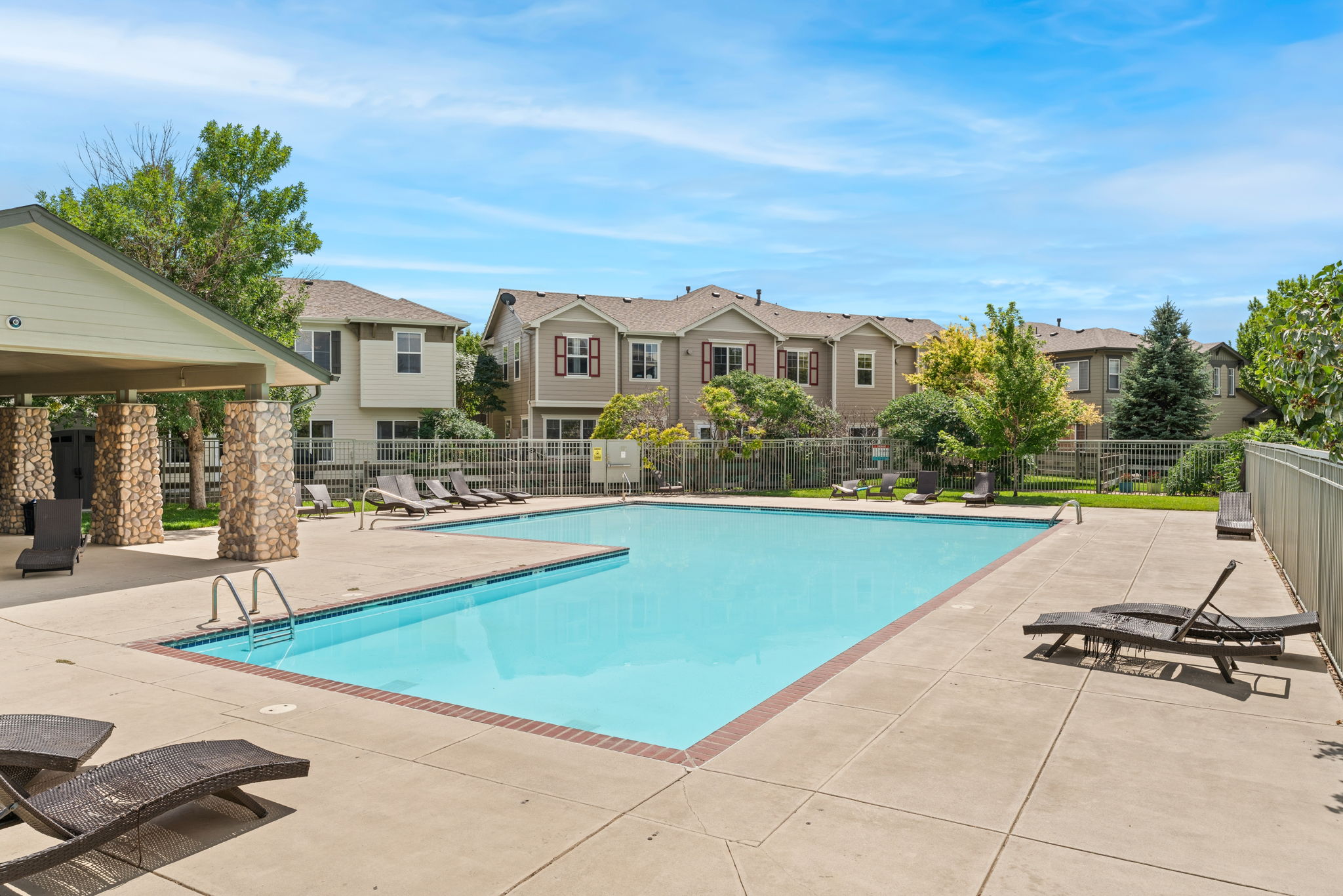 img 16 web or mls 12910 Grant Cir W A 16 AvenueWest Global