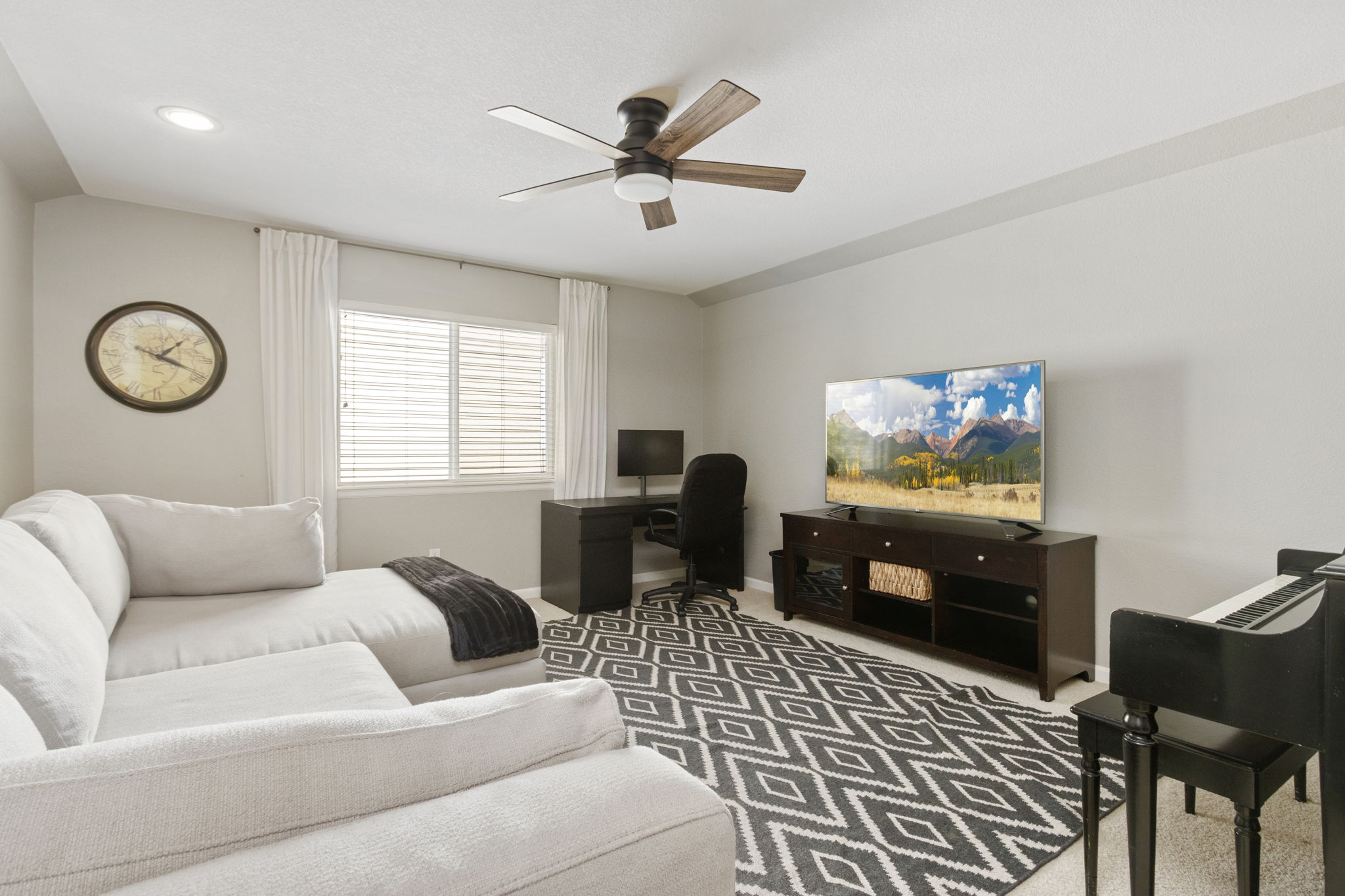 Spacious 5-Bedroom Home in Prestigious Fossil Ridge School District – Observatory Village, Fort Collins Spacious 5-Bedroom Home in Prestigious Fossil Ridge School District – Observatory Village, Fort Collins