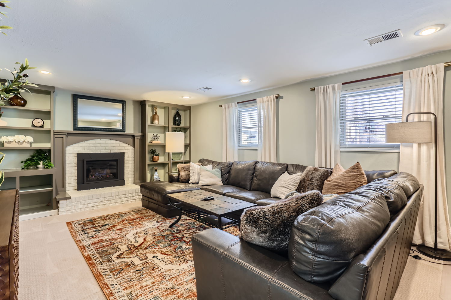 Executive Rental, DTC, Corporate Housing, Single Family Home, Greenwood village, large yard, 4 bedrooms Executive Rental, DTC, Corporate Housing, Single Family Home, Greenwood village, large yard, 4 bedrooms