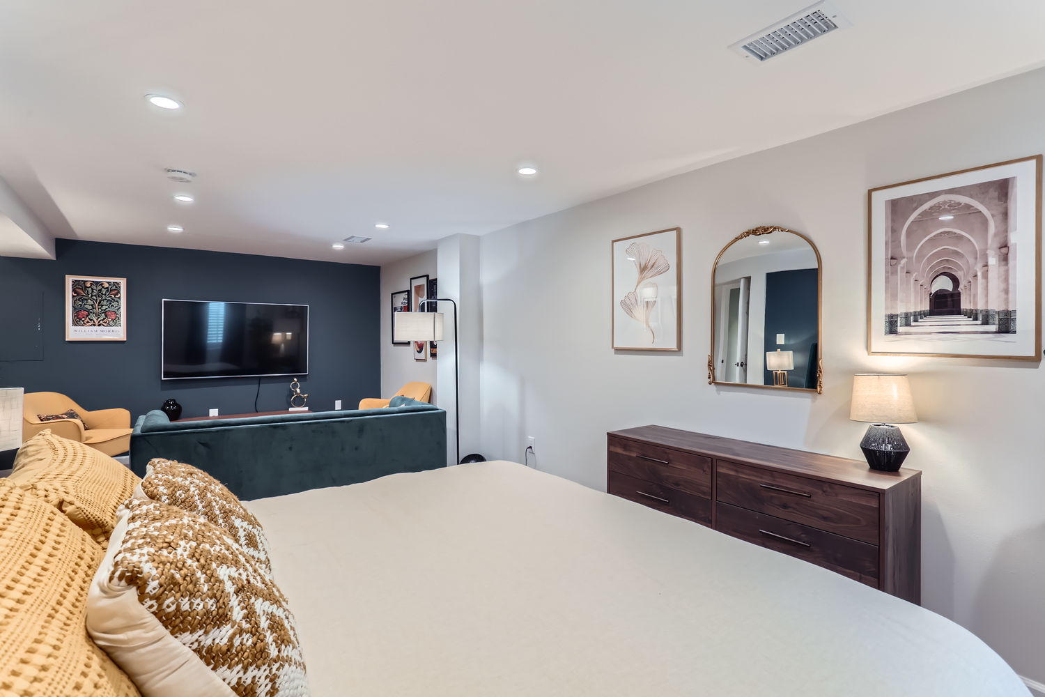 Executive Rental, DTC, Corporate Housing, Single Family Home, Greenwood village, large yard, 4 bedrooms Executive Rental, DTC, Corporate Housing, Single Family Home, Greenwood village, large yard, 4 bedrooms