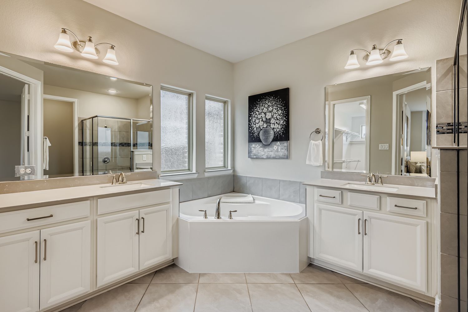 Corporate Housing, Frisco, Plano, Furnished rental, Executive housing, insurance claim housing.