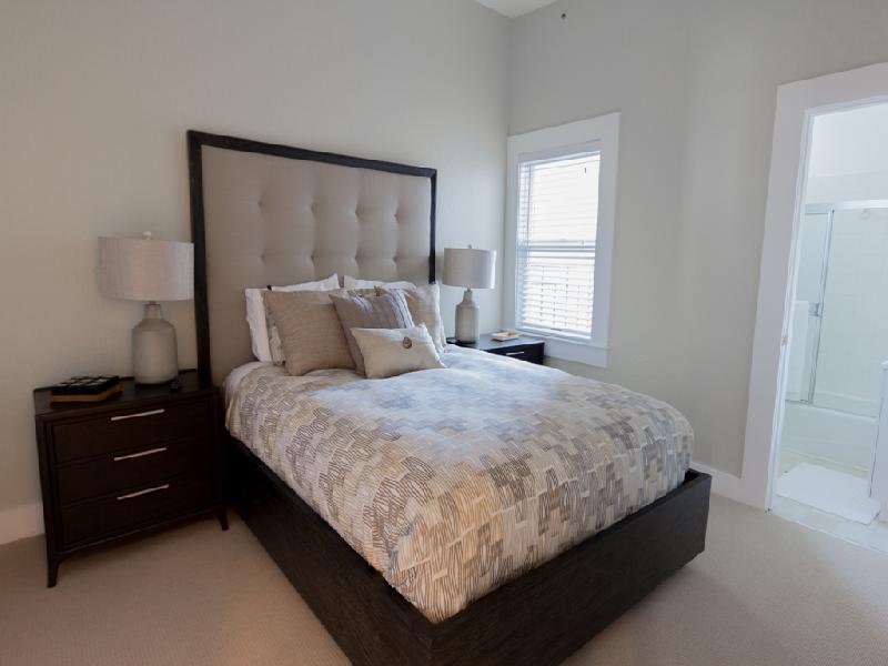 1 Bedroom/1 Bathroom condo located in North Beach! 1 Bedroom/1 Bathroom condo located in North Beach!