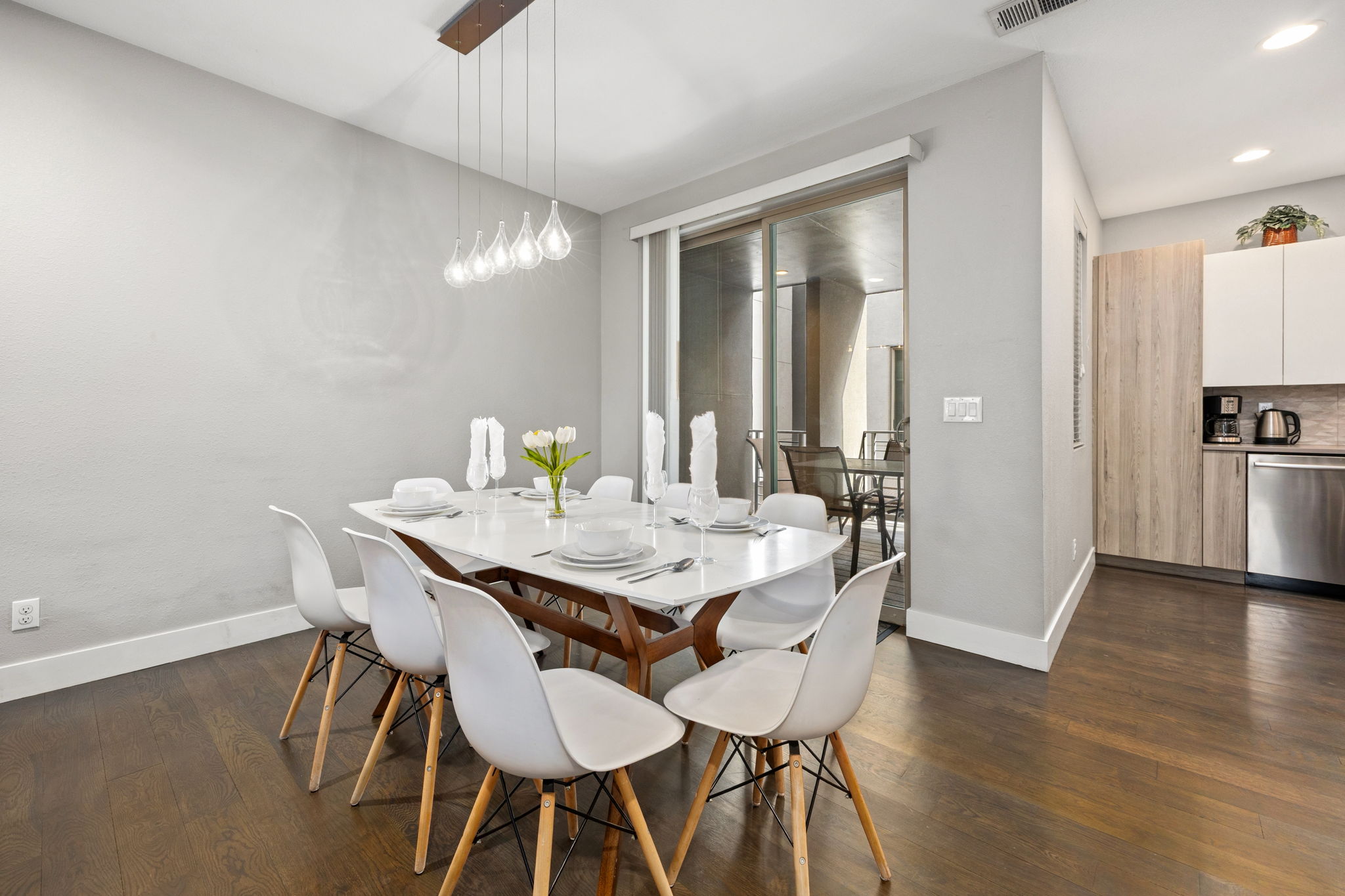 Denver, Colorado, 1, 2 & 3 Bed Options - Contact Us! , ,Townhome,Furnished,Elati ,0,2718