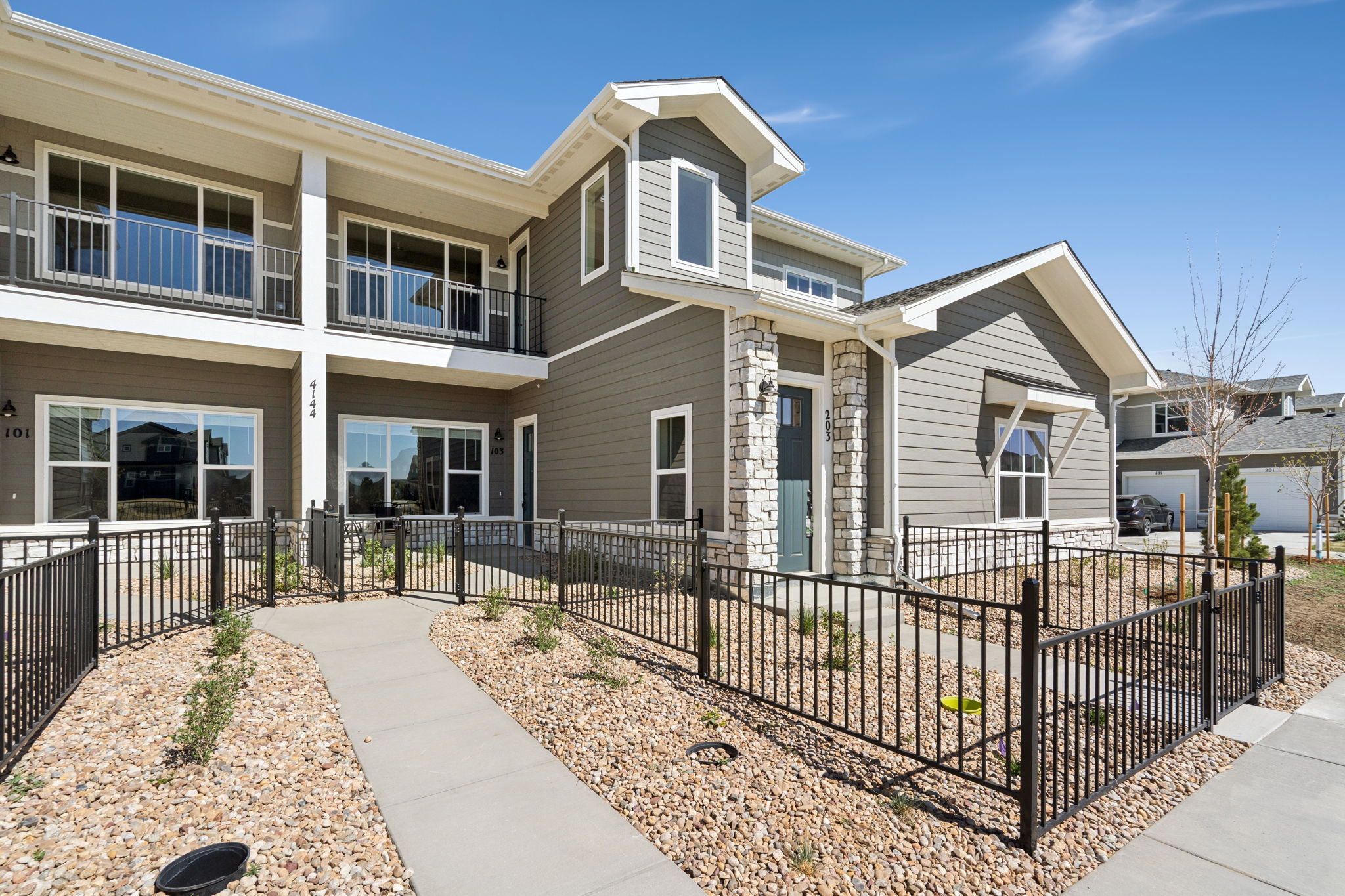 Modern Fully Furnished 2-Bedroom Condo at The Lakes at Centerra 