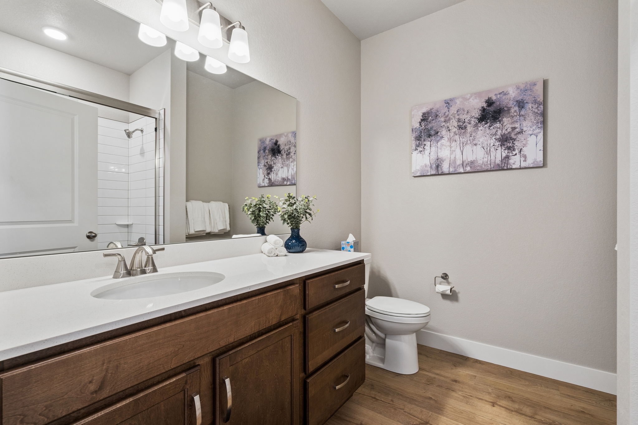 Modern Fully Furnished 2-Bedroom Condo at The Lakes at Centerra 