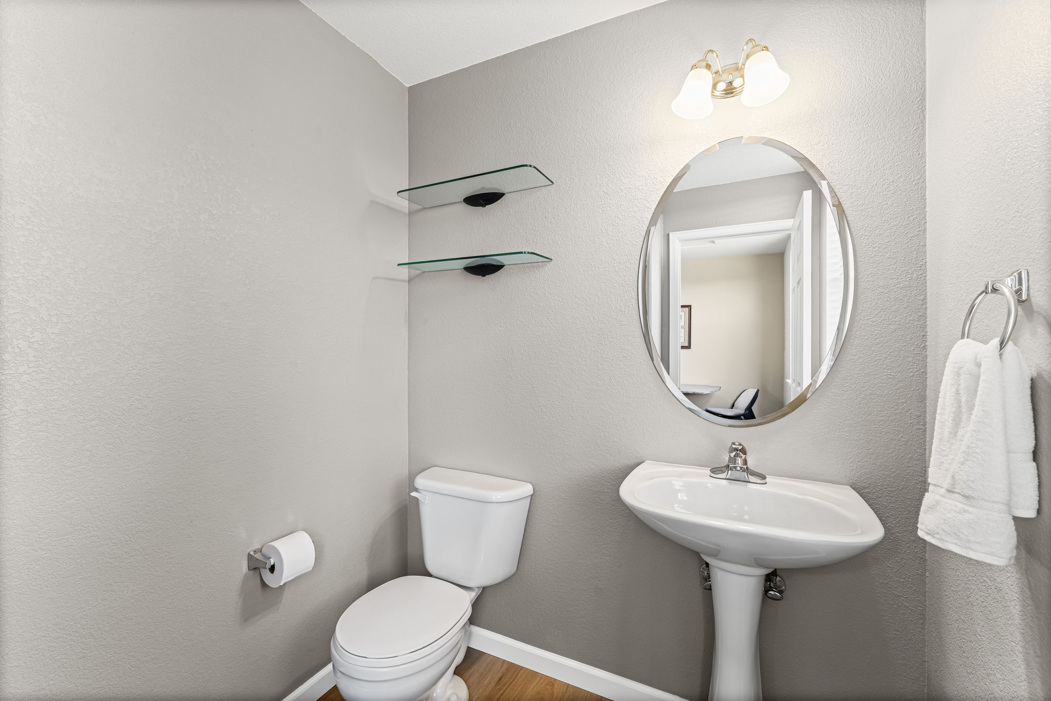 Clean and tastefully decorated 1 Bedroom/2.5 Bath 3-level townhome in Olde Arvada. Features a 2-car attached garage with tandem parking, fireplace, balcony, walk-in closet, and an office area with a desk. The washer and dryer are on the 3rd level.

The Water Tower Village community has a pool, hot tub, and gym.

Water Town Village is located close to RTD light rail, adjacent to Old Town Arvada and shopping center to its south. This area offers restaurants, shopping, specialty shopping, coffee shops, pizza parlors