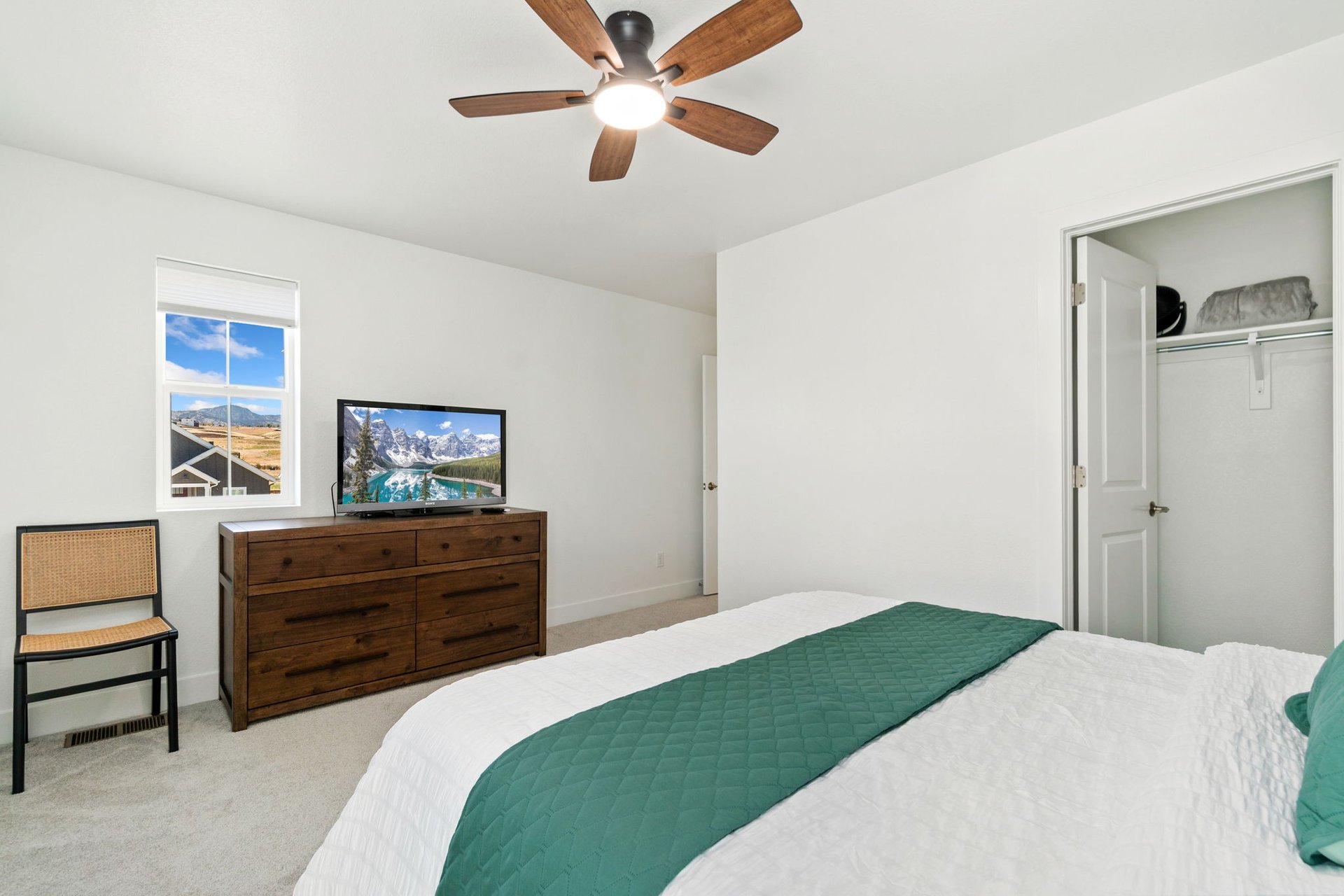 Arvada, 4 Bedroom Bedrooms, ,2.5 BathroomBathrooms,House,Furnished,West 92nd,1,855598
