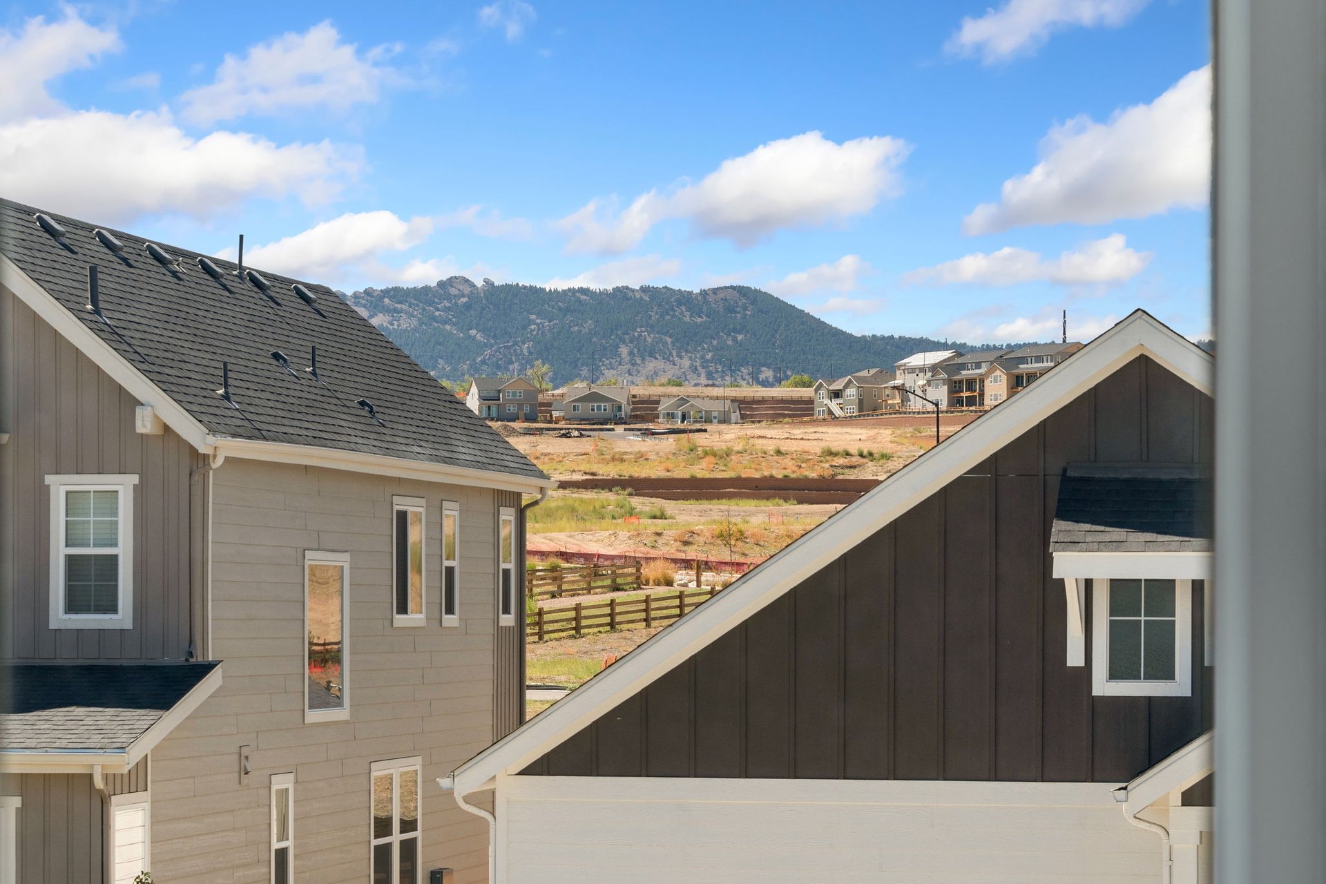 Arvada, 4 Bedroom Bedrooms, ,2.5 BathroomBathrooms,House,Furnished,West 92nd,1,855598