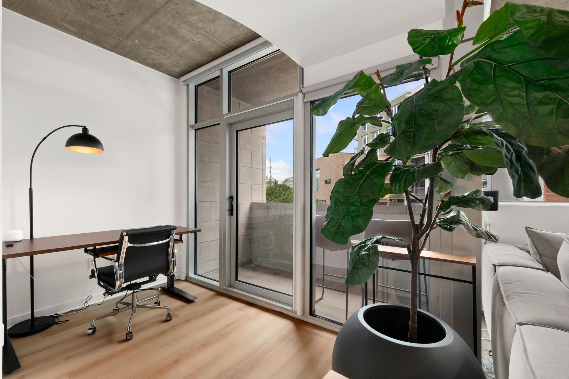 Denver, 1 Bedroom Bedrooms, ,1 BathroomBathrooms,Condo,Furnished,Glass House,Bassett,3,855599 Denver, 1 Bedroom Bedrooms, ,1 BathroomBathrooms,Condo,Furnished,Glass House,Bassett,3,855599